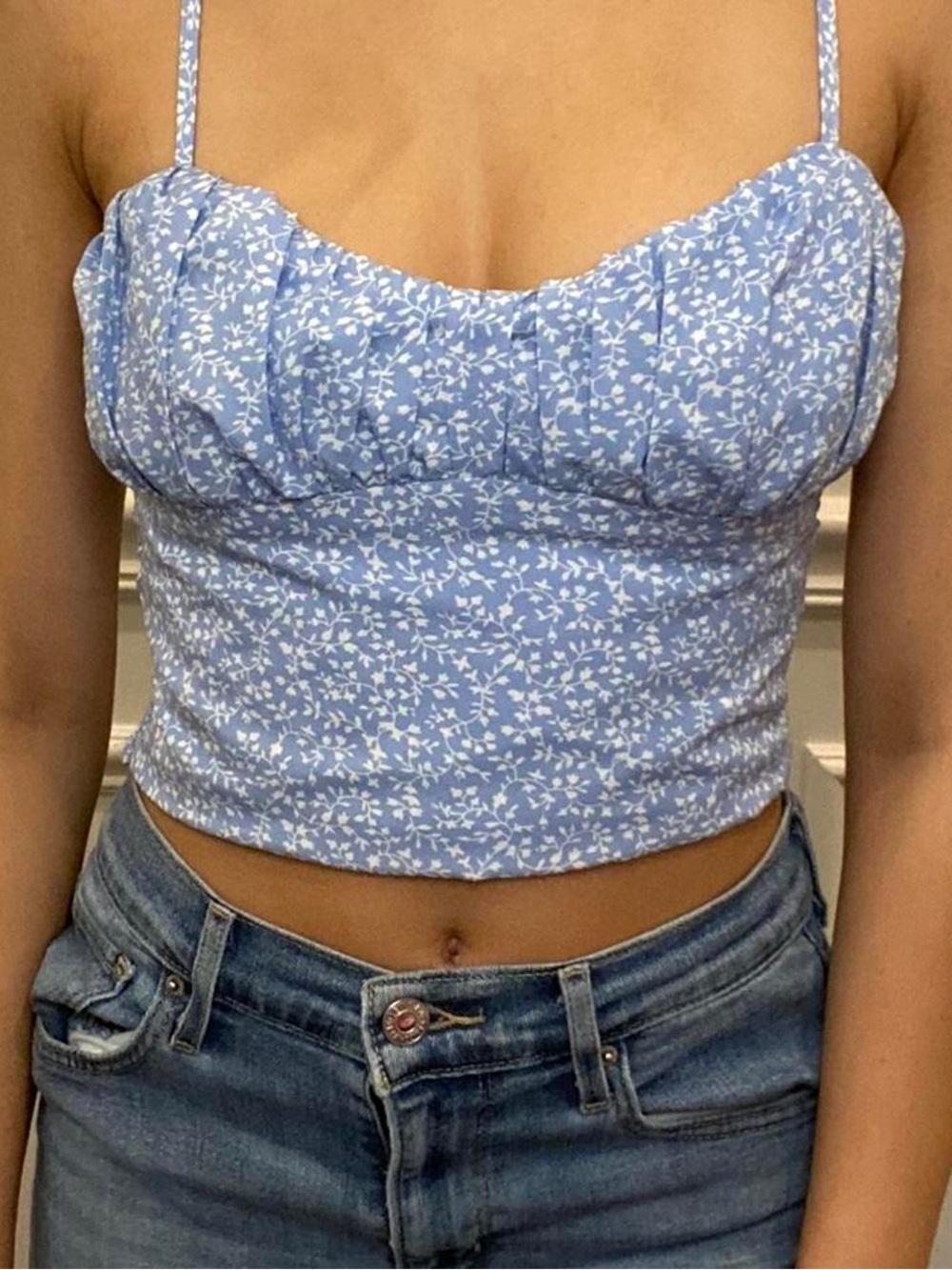Princess Polly Blue Floral Sweetheart Cropped Cami Size 2